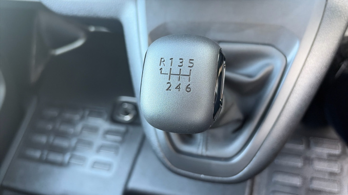 Vauxhall Vivaro L1 Diesel 1.5 Turbo D 120 Pro H1 Van - Image 52